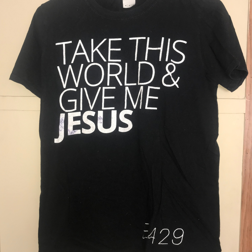 Building429 Tour Tee signed by members